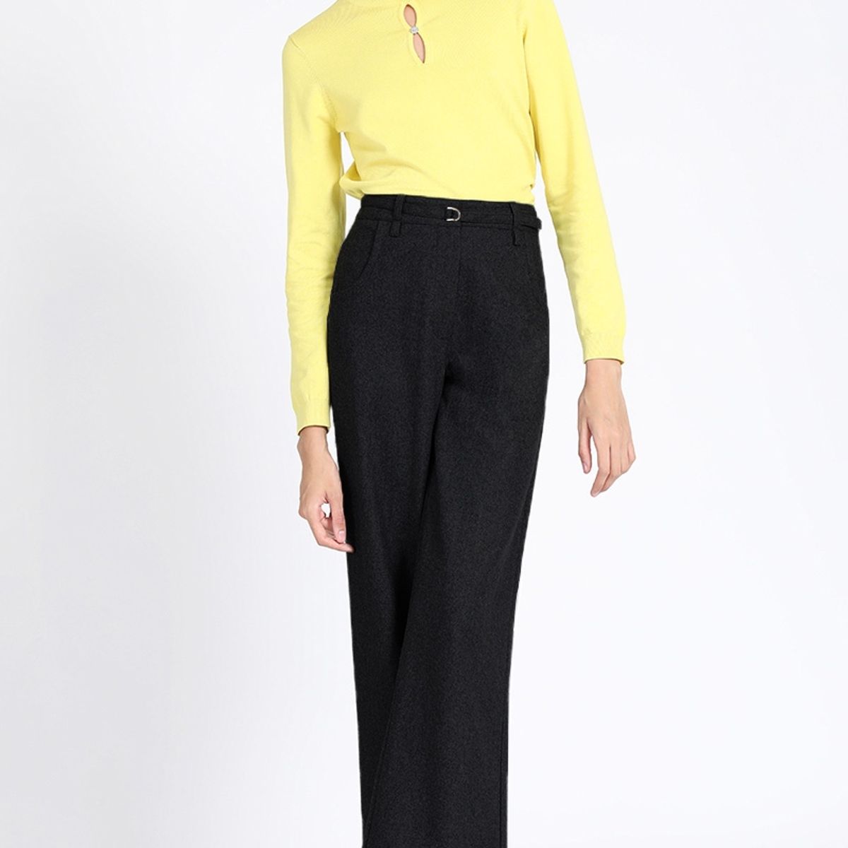 LIOLA - Pantalon Ancho, Tiro Medio Con Cinturon, Negro Liola