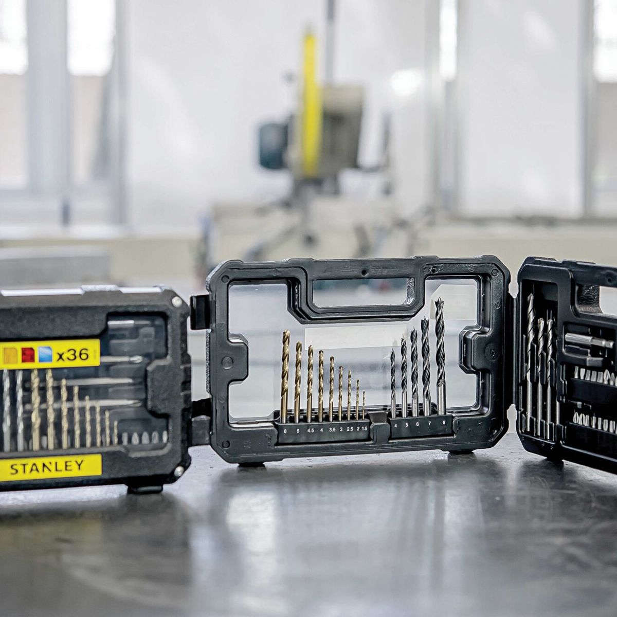 STANLEY - Set Perforar Y Atornillar 36 Piezas Sta7222-xj