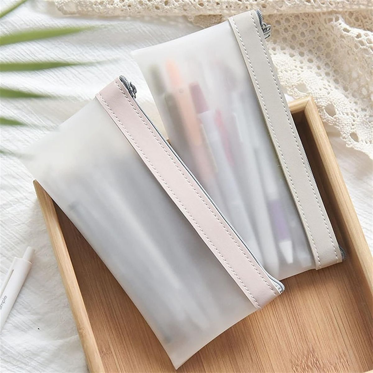GENERICO - Estuche Para Lápices Transparente Modelo Nórdico - Crema