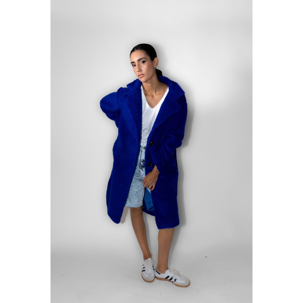 MOMCHIC - Abrigo Corderito Azul