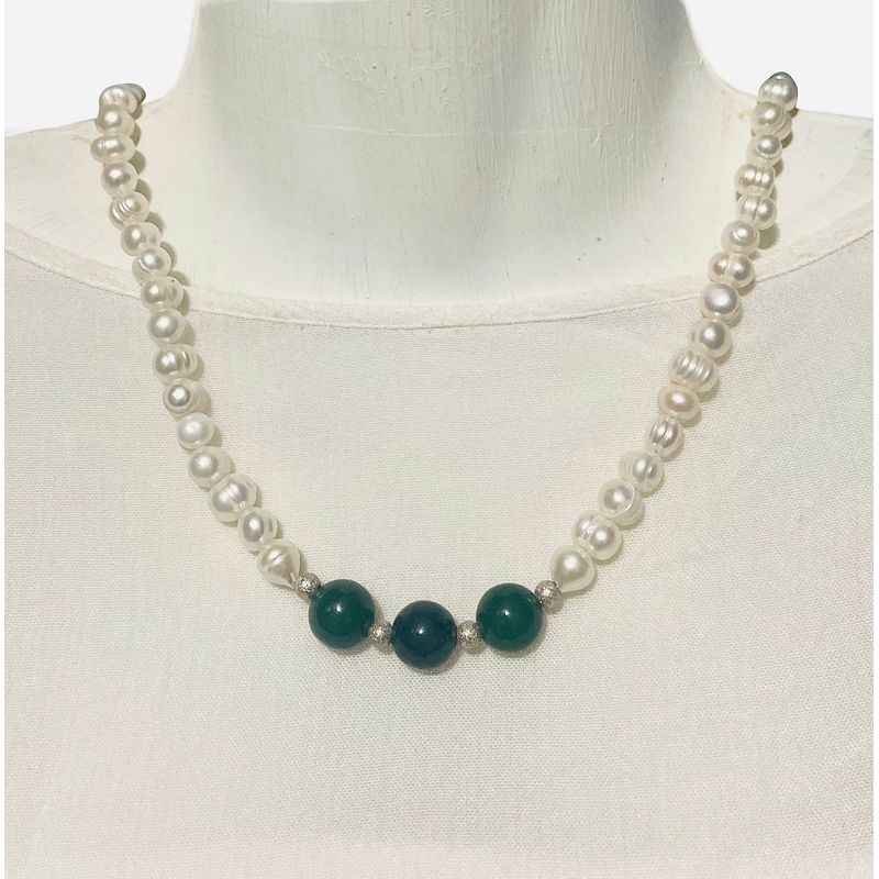 TAETHAI - Collar de Perlas y Jade