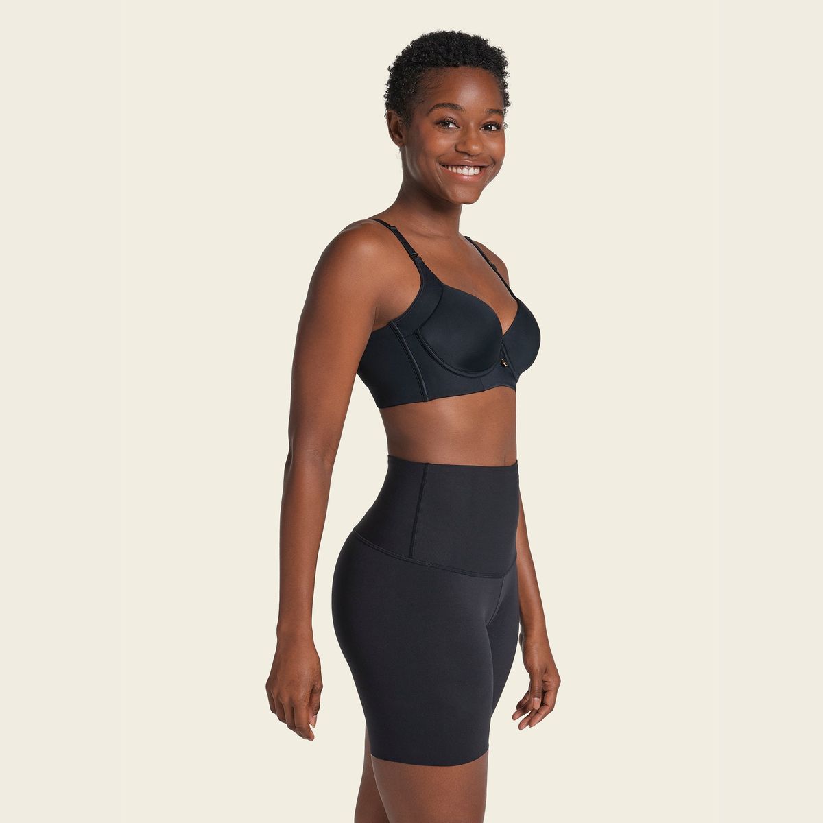 LEONISA - Short de control de abdomen y cintura que disimula la celulitis 012925 Negro