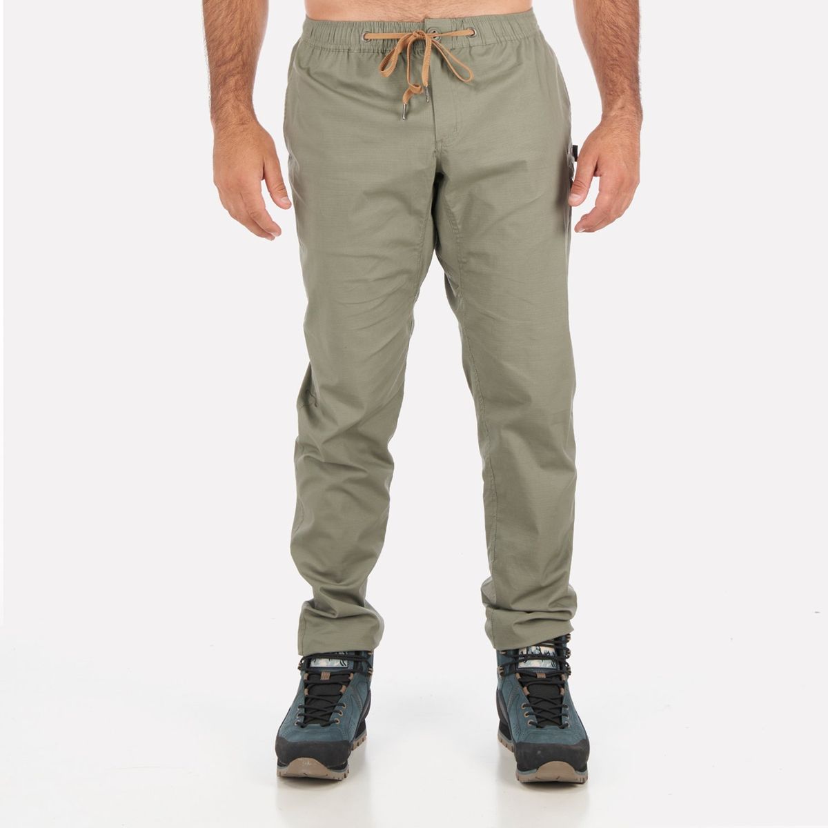 HAKA HONU - Pantalon Hombre Versatiro Verde Haka Honu