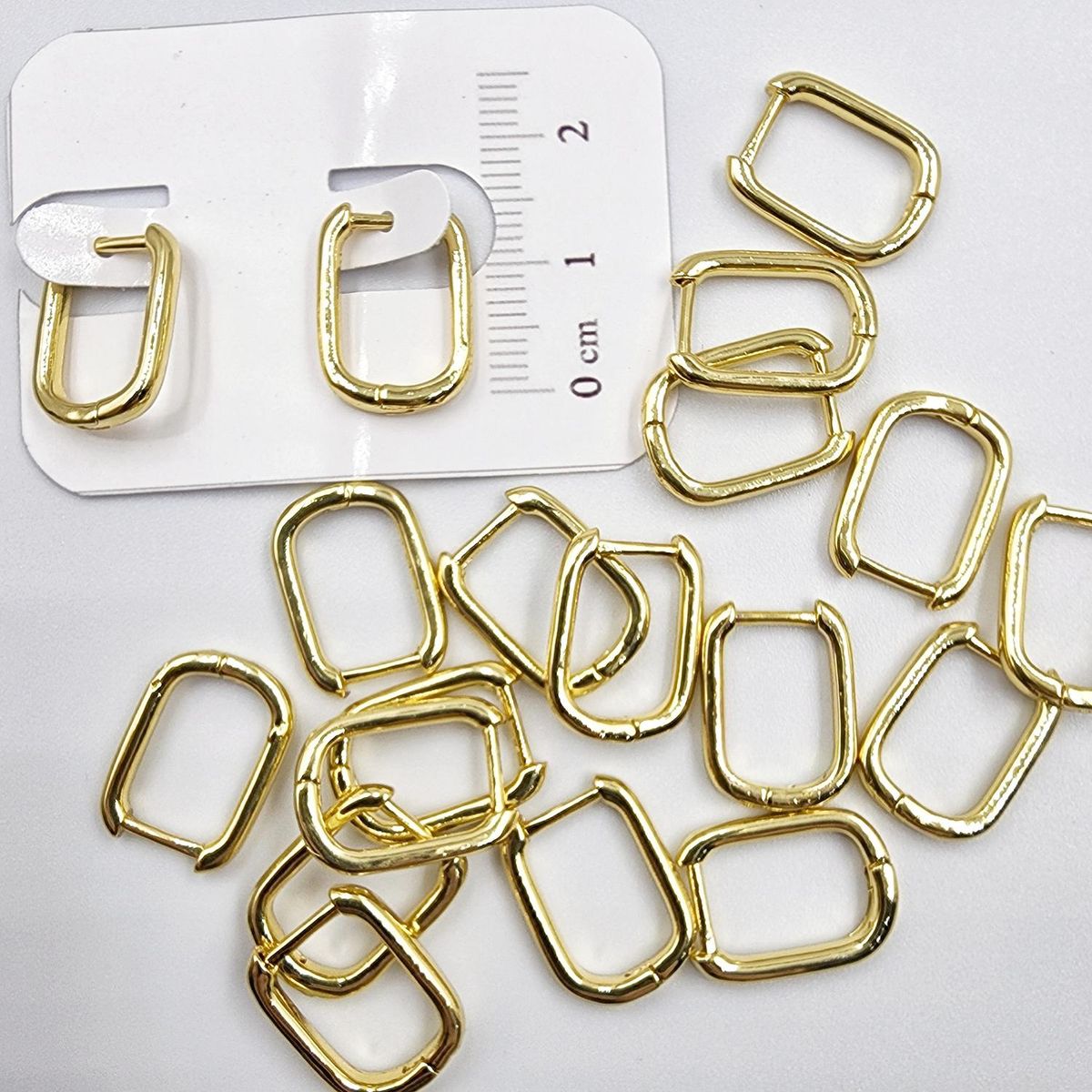 GENERICO - Set De 6 Pares De Bases De Aros Con Baño De Oro Modelos 7
