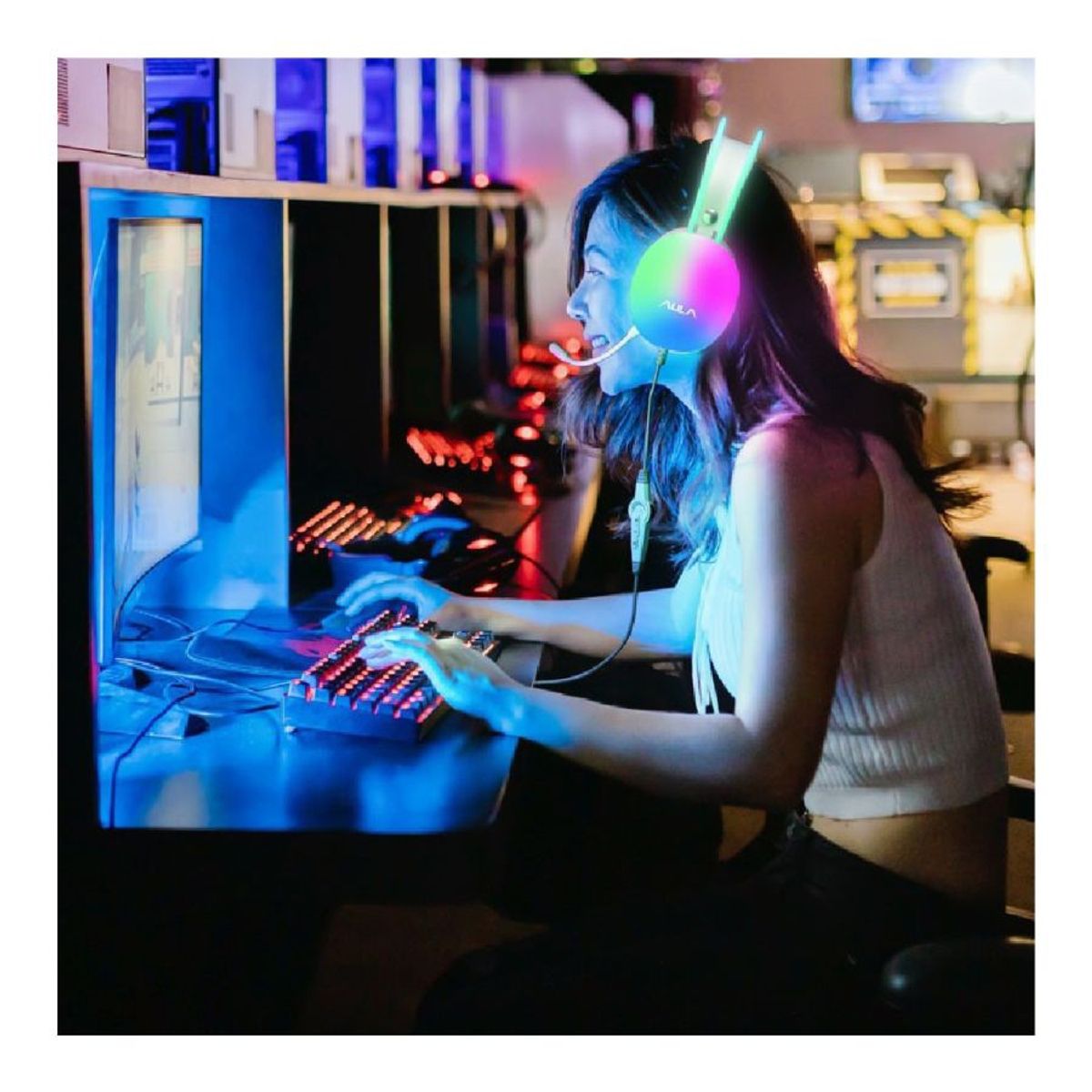 GENERICO - Auriculares Inalambricos Bluetooth 5.3 Micrófono Wk30 RGB