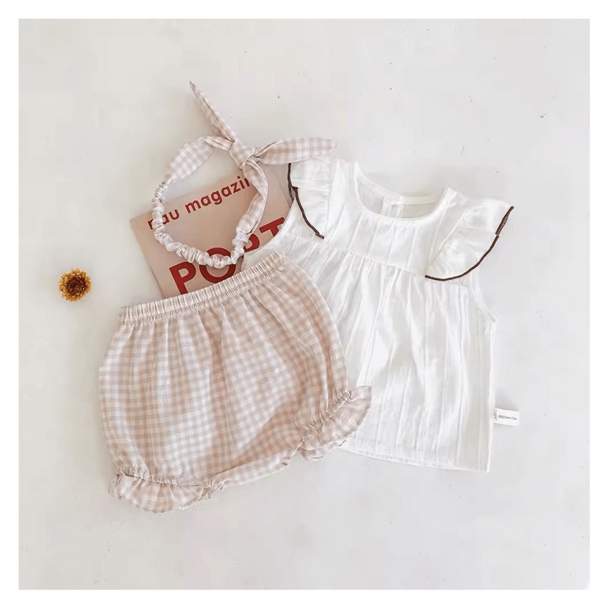 GENERICO - CONJUNTO BEBÉ NIÑA SHORT CUBREPAÑAL MÁS BLUSA PEQUEÑA LUZ