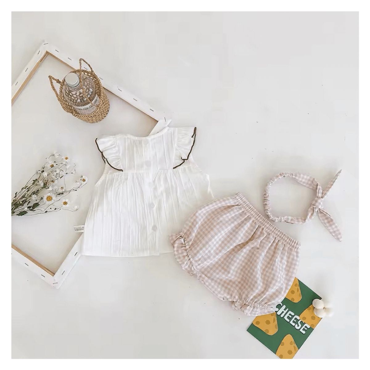GENERICO - CONJUNTO BEBÉ NIÑA SHORT CUBREPAÑAL MÁS BLUSA PEQUEÑA LUZ