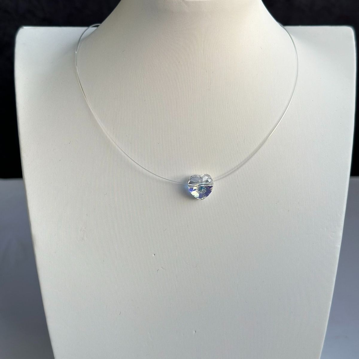 GENERICO - Collar Invisible Fantasma Corazon Tornasol Plata Fina Caja