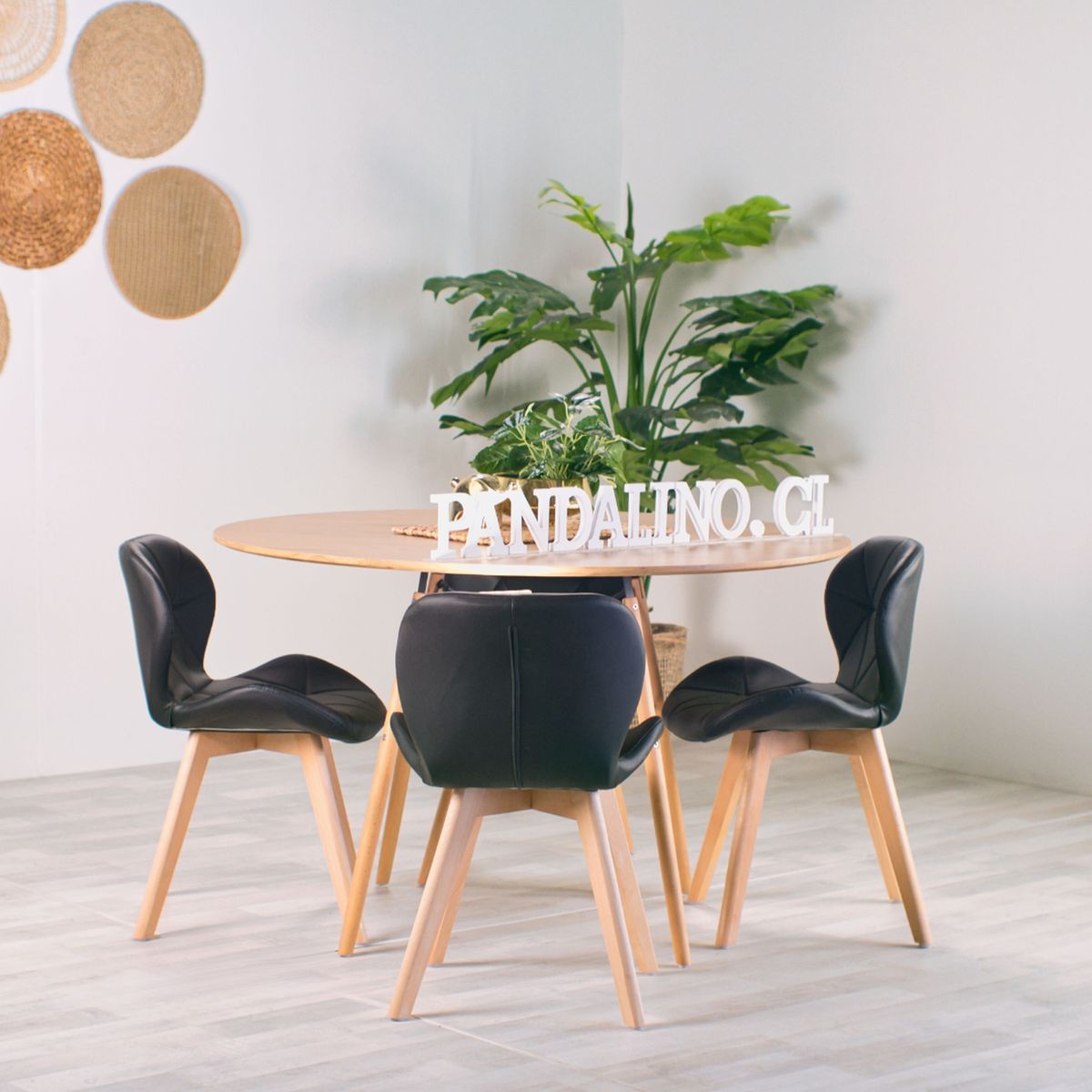 PANDALINO - Comedor Mesa Shanna 100cm + 4 Sillones Rubik Color Negro