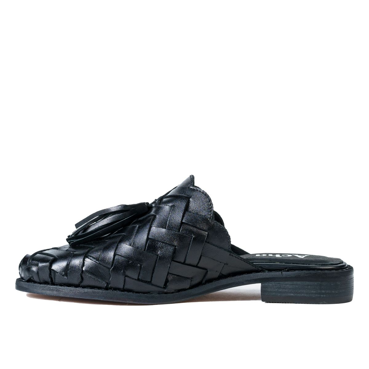 ACHA - Babucha Cuero Negro Peumo Acha