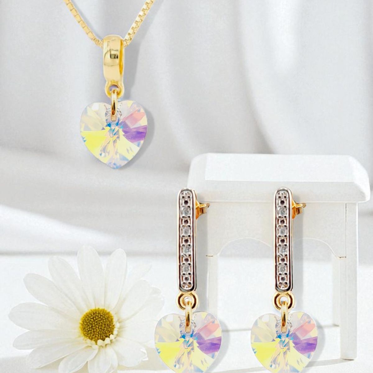 JOYAS MONTERO - Conjunto Romance Gold 24K creado con cristales de Swarovski® Aurora Boreal