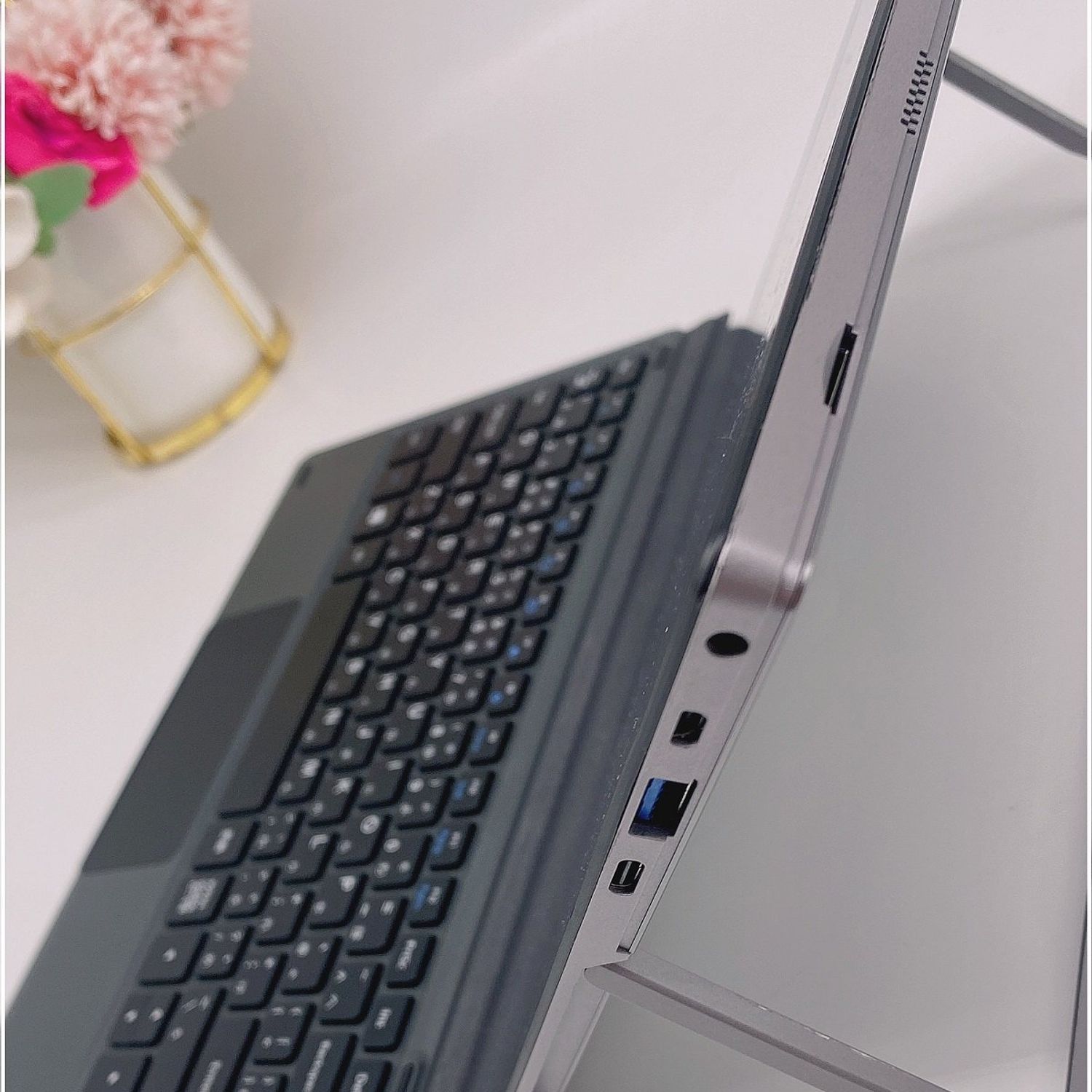 STARTECHOFFICE Tablet 2 en 1 con Windows 10, Intel 2.8 GHz, 4GB