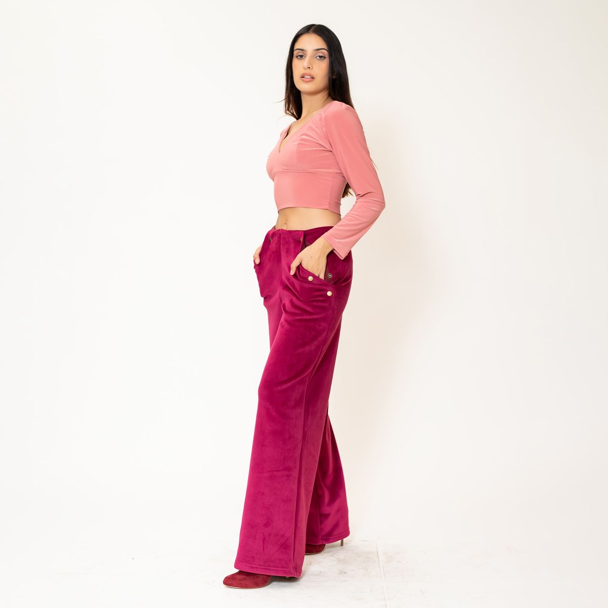 NATALIA SEGUEL - Palazzo Dara Magenta Natalia Seguel