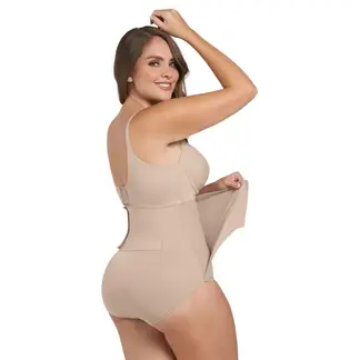LEONISA - Calzón faja postparto con mayor cubrimiento de abdomen 012885 Beige