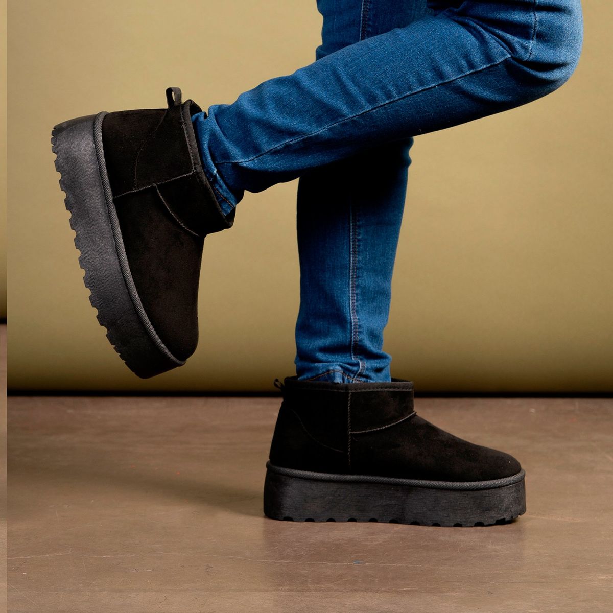 APOSTOL - Botín Mujer Negro Caeli Apóstol