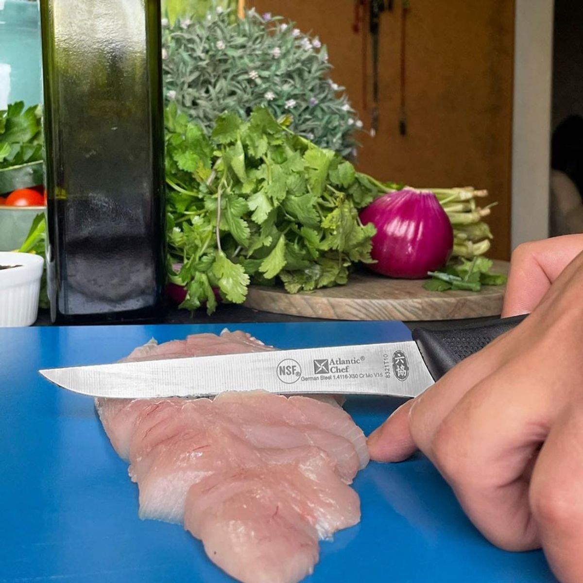 GENERICO - CUCHILLO DESHUEZADOR CARNES 15CM LINEA ANTIDESLIZANTE IMAHE