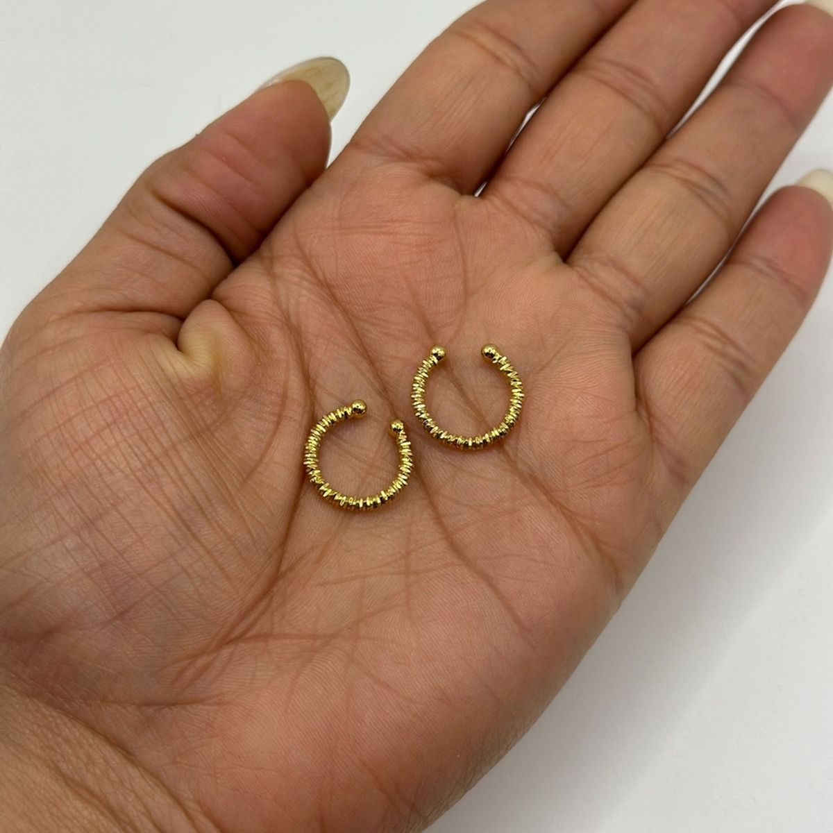 GENERICO - Aro Argolla Piercing Ear Cuff Enchapado En Oro Mas Caja