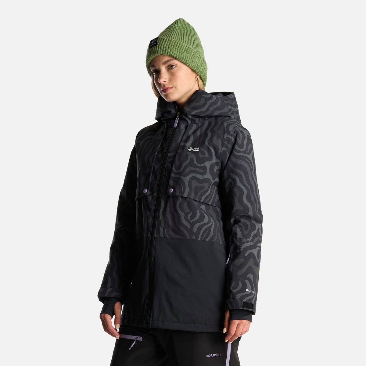 HAKA HONU - Chaqueta Mujer Yeti Print Negro Haka Honu