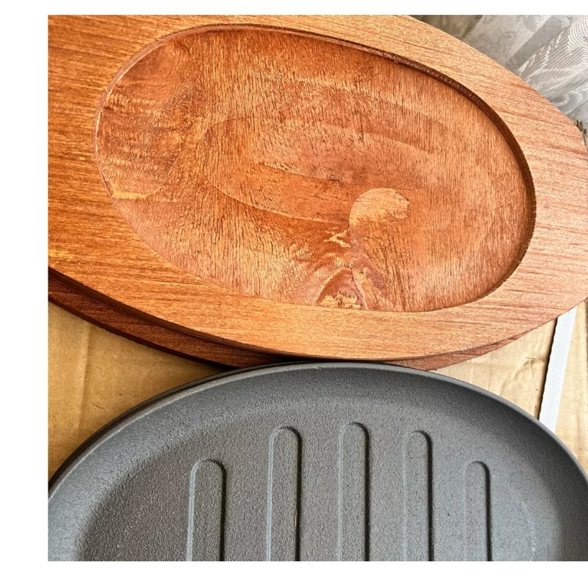 GENERICO - Plancha Plato De Fierro Fundido Con Base De Madera 28cm