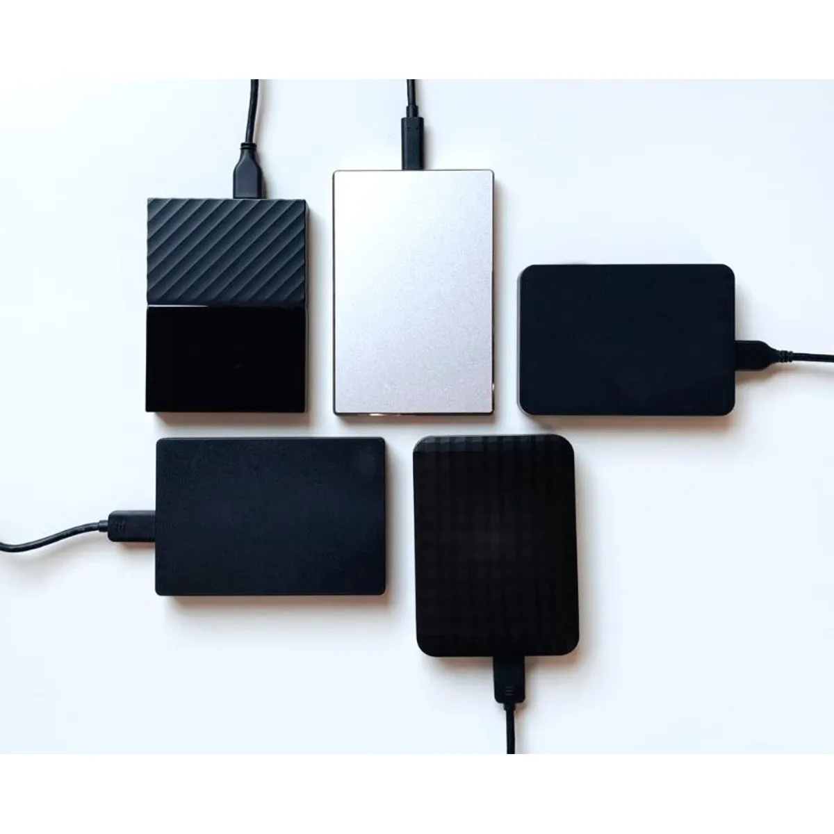 HITACHI - Disco Duro Externo Reacondicionado de 1TB