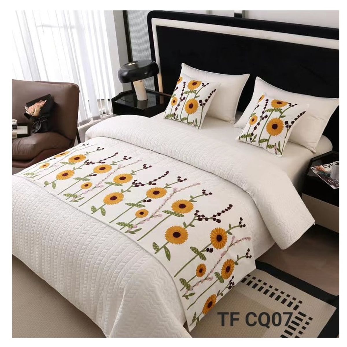 GENERICO - PIECERAS +2 FUNDAS DE COJINES BORDADAS