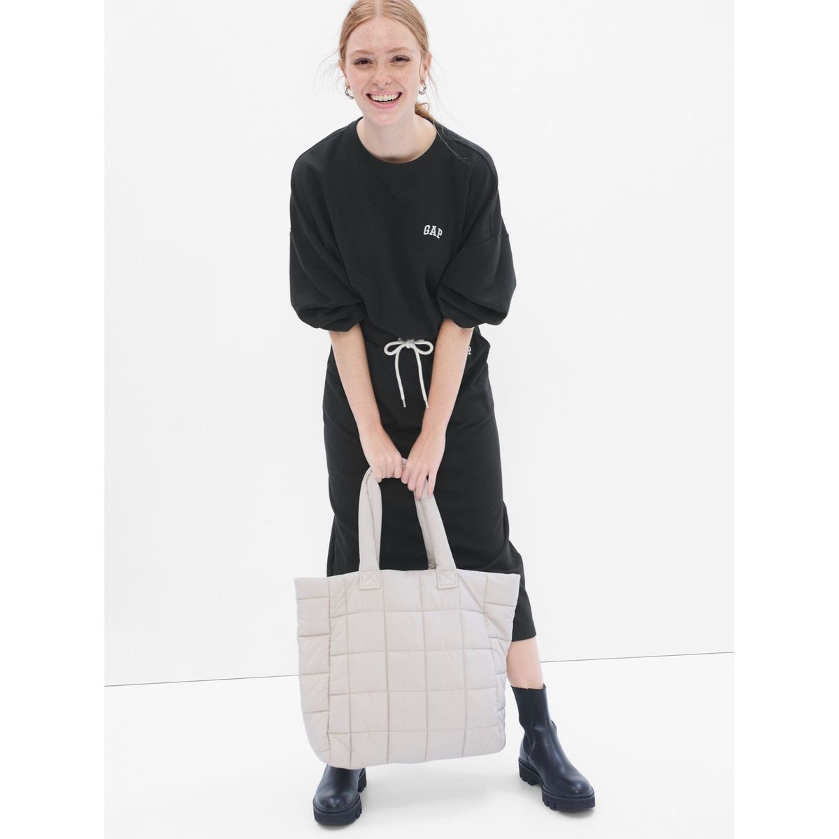 GAP - Polerón Mini Logo Sin Cierre Negro GAP