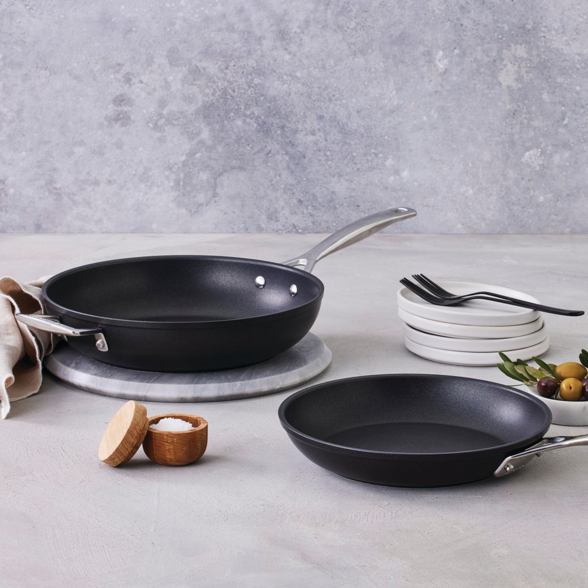 LE CREUSET - Set 2 Sartenes bajas 24cm y 28cm TNS