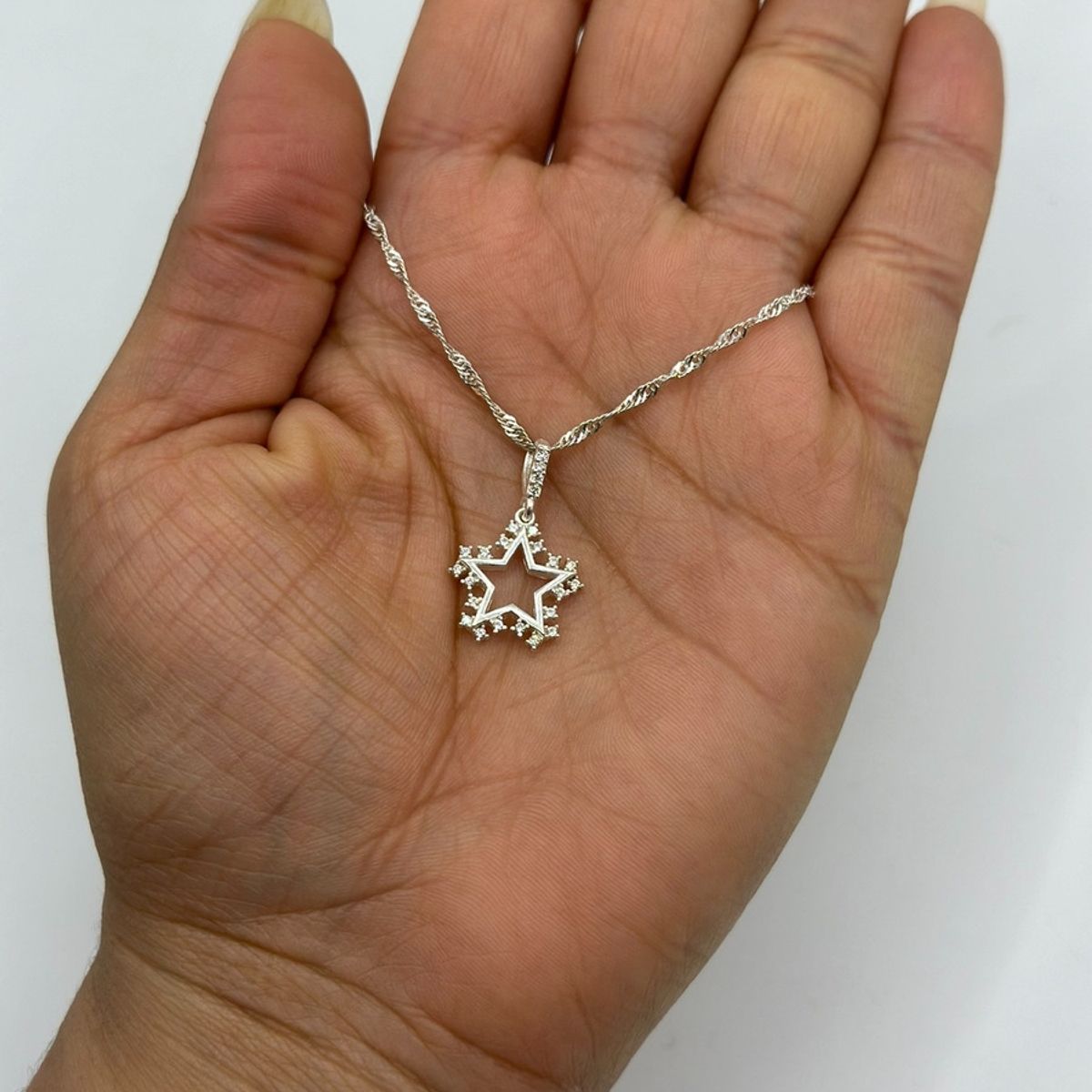 GENERICO - Collar Cadena Juvenil Estrella Circones Plata Ley 925  Caja