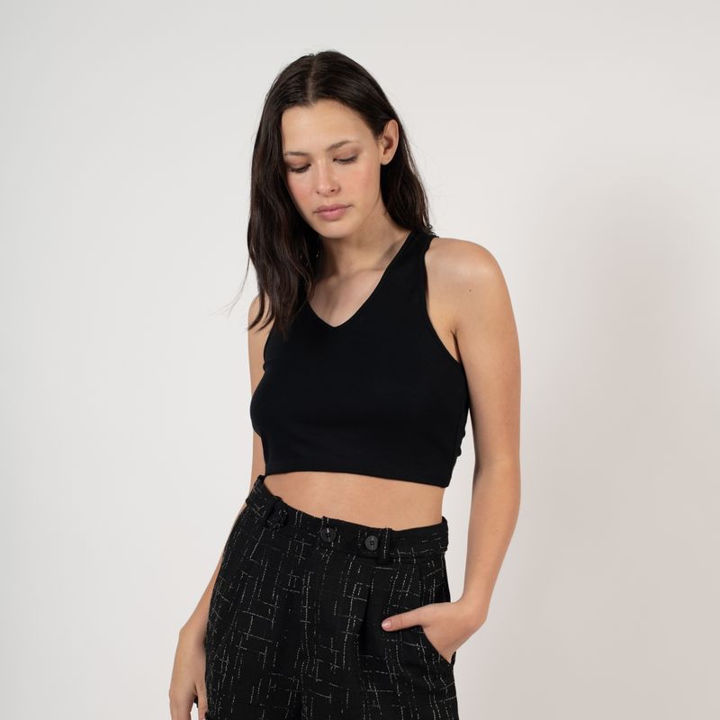 ME QUIERE MUCHO POQUITO NADA - Crop Top Sin Mangas Valeria Negro de Algodón - MQM