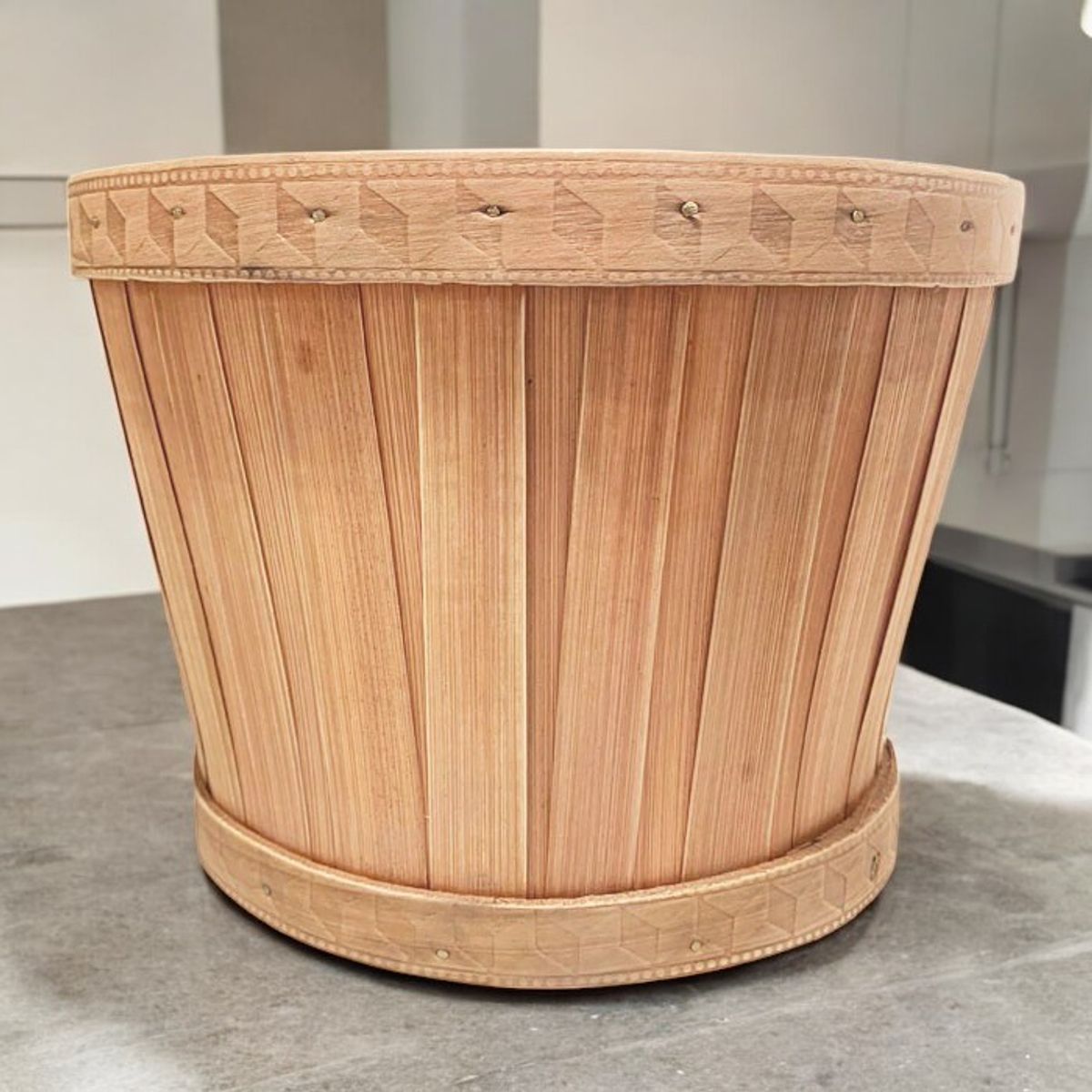 BRIC - Porta Maceta de Fibras