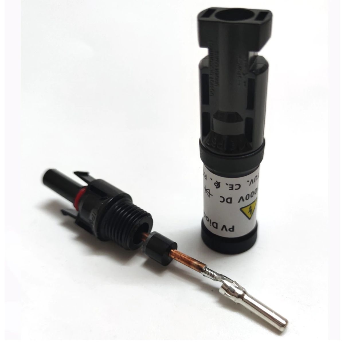 GENERICO - Conector MC4 con Diodo 30A
