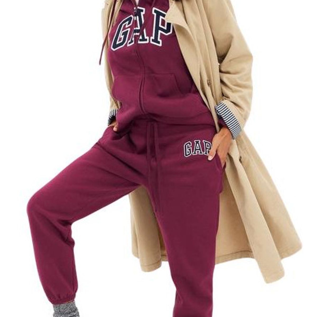 GAP - Jogger Logo Rojo GAP