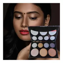 DOLCE BELLA - Paleta de sombras e iluminadores de 7 tonos