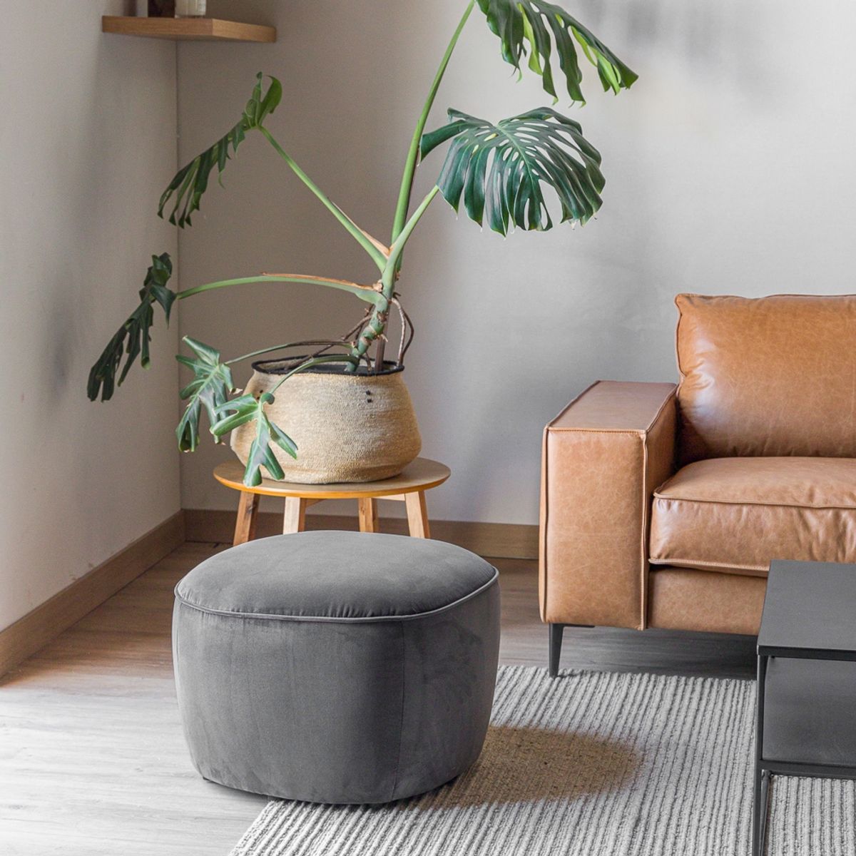 AMOBLE - Pouf Lazario Velvet Gris Claro Amoblé