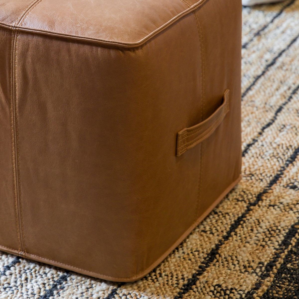 AMOBLE - Pouf Alzira Amoblé