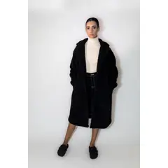 MOMCHIC - Abrigo Corderito Negro