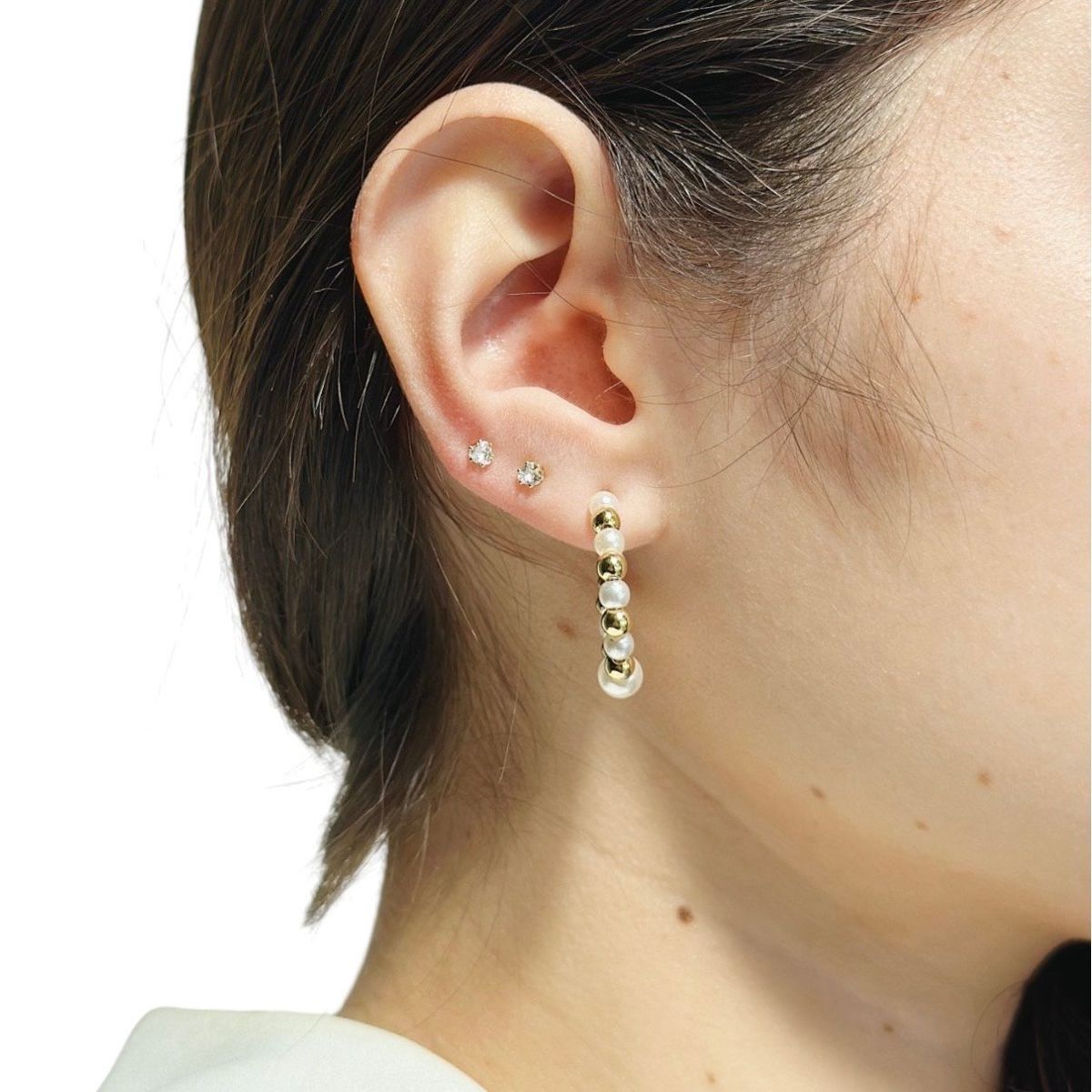 GENERICO - ARO BAÑO DE ORO ARGOLLA PERLAS Y BOLAS DORADAS