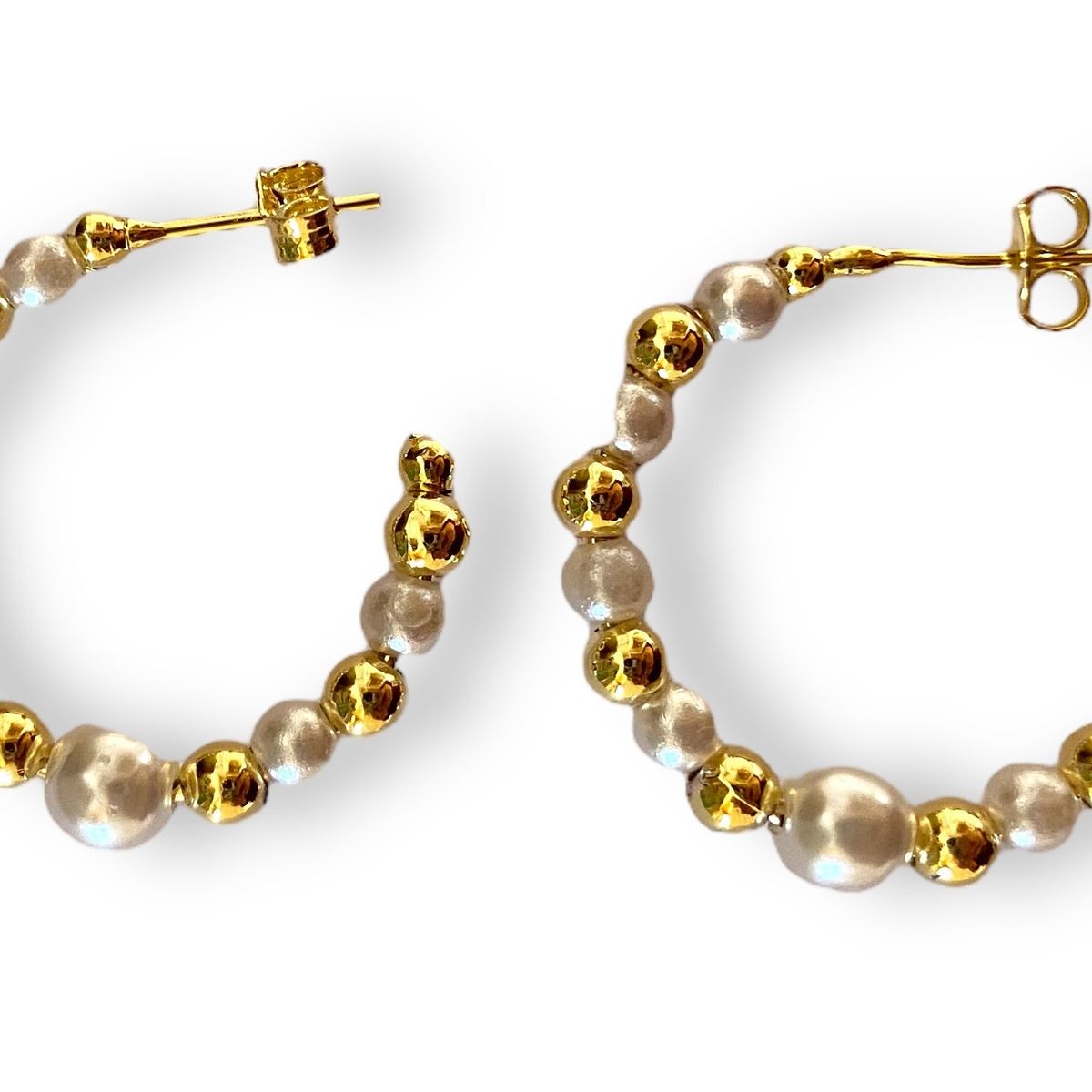 GENERICO - ARO BAÑO DE ORO ARGOLLA PERLAS Y BOLAS DORADAS