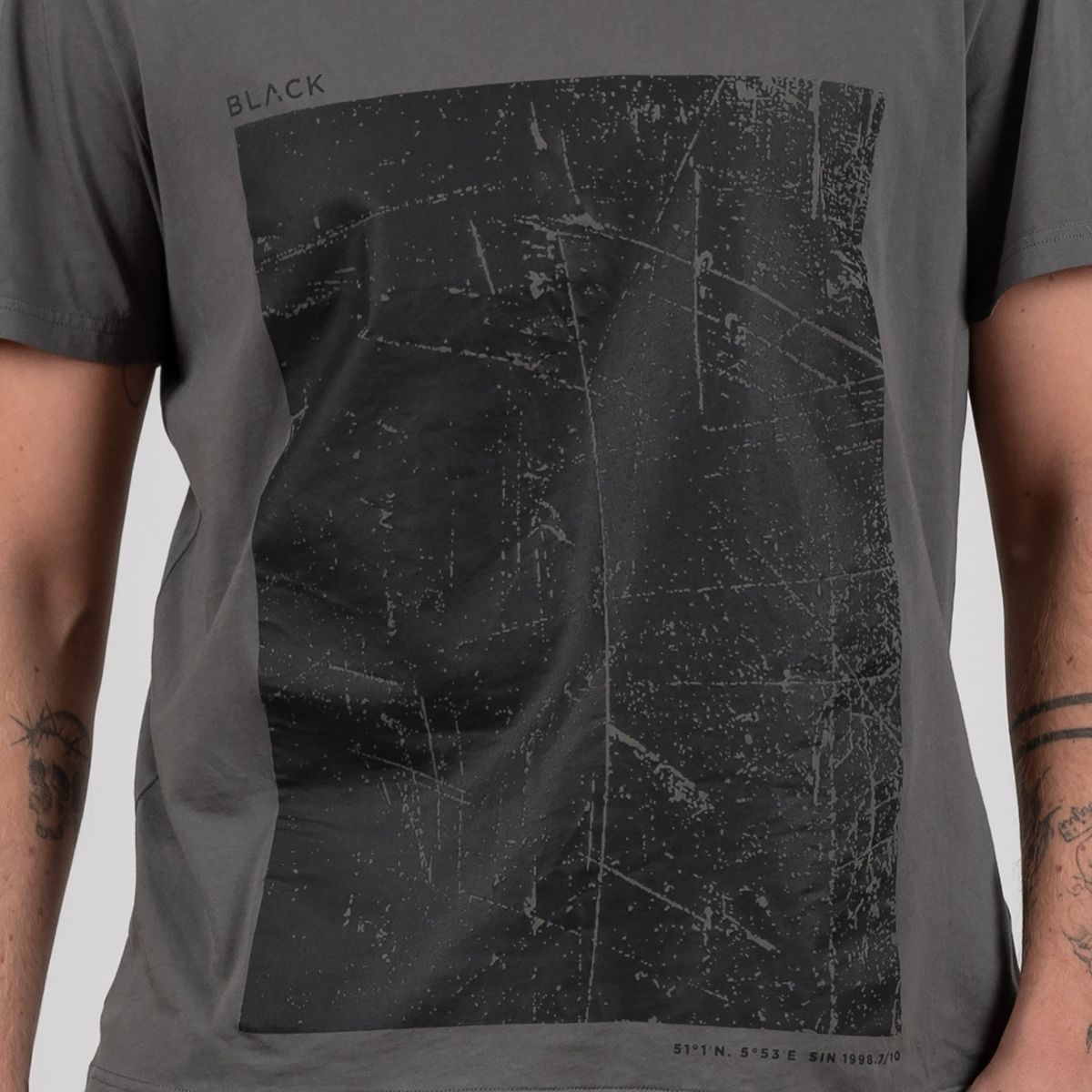 BLACK - Rip Tee Collection Block Dark Grey Black Bubba