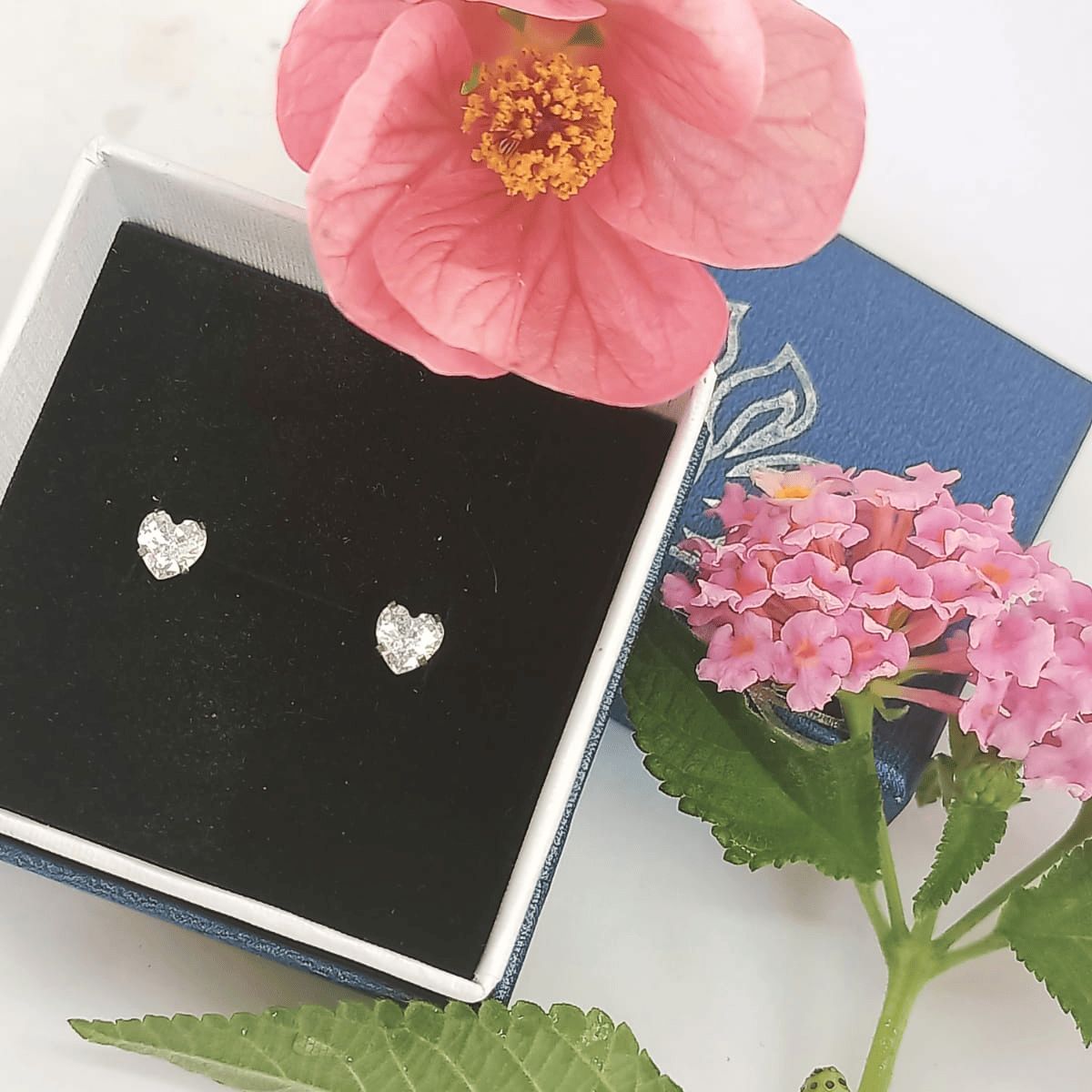 ELBAULDEJUMA - Aro seguridad tuerca punto luz corazón blanco 5mm hipoalergénico