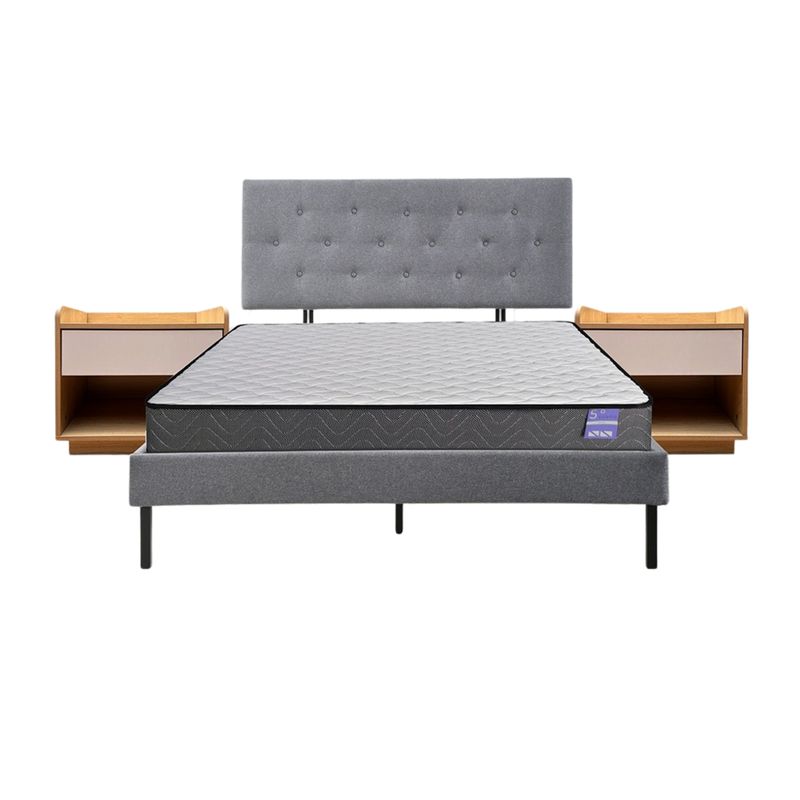 5 SUEÑO - Cama 2 Plazas Gris + Respaldo Capitone + Colchón Resortes + Veladores Madera