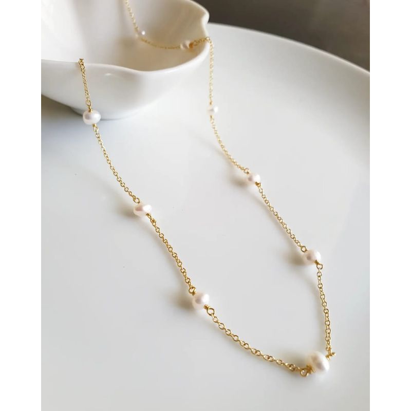 JOYAS VALDES GARCIA - Collar con perlas de rio baño oro