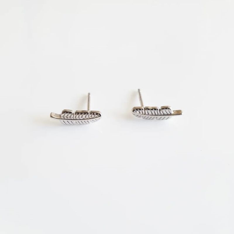 JOYAS VALDES GARCIA - Aros pluma plata o baño oro