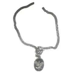 LA PEDRERA - Collar modelo Blauvelt