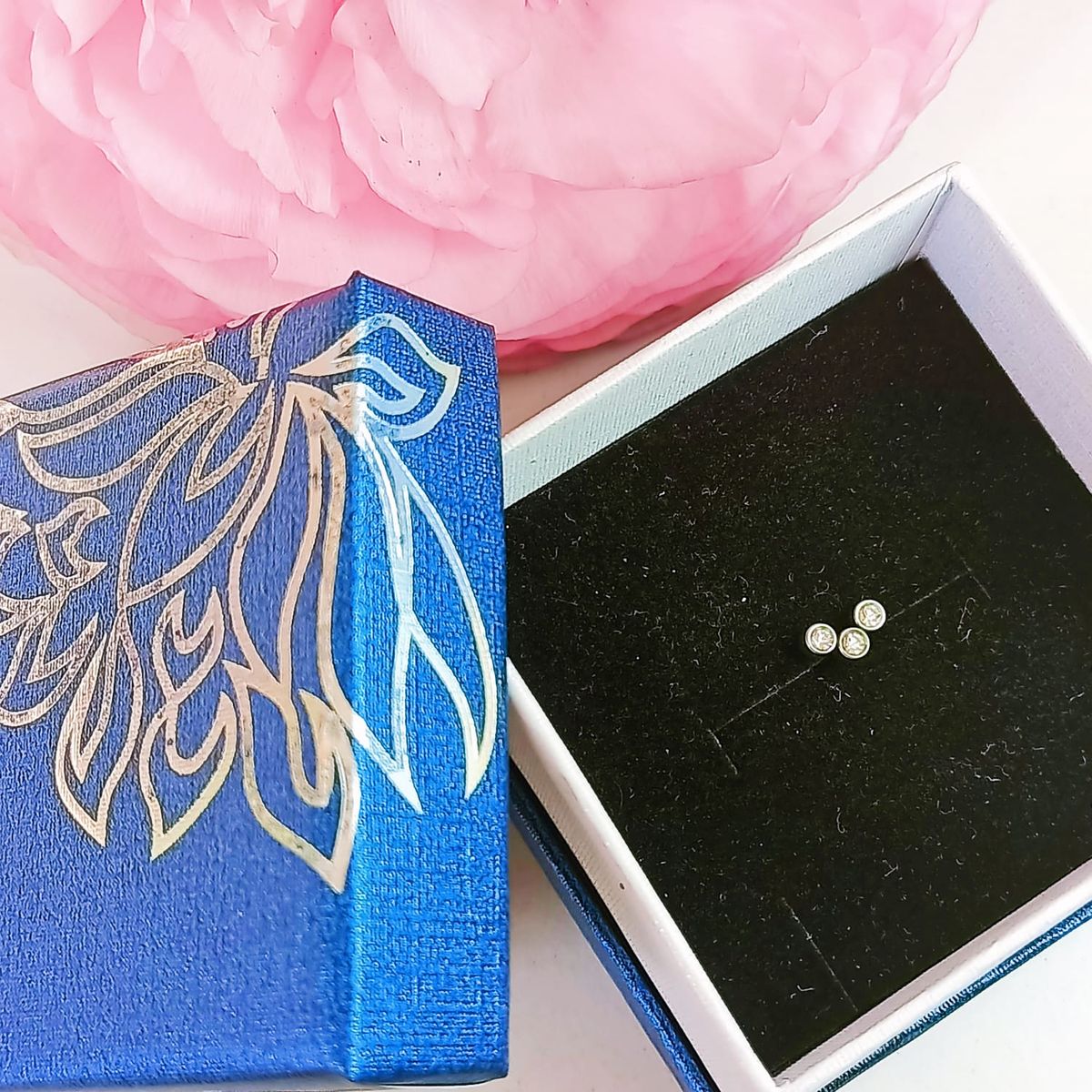 ELBAULDEJUMA - Piercing Tragus Conch Labret Modelo Triada Hipoalergenico Unidad