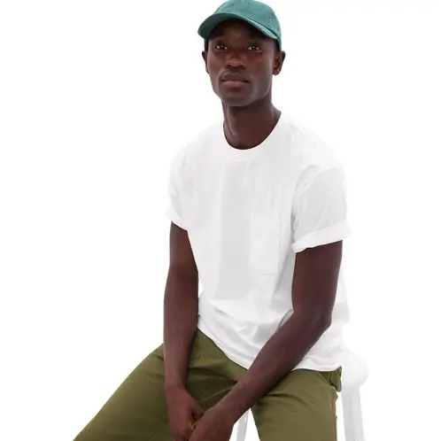 GAP - Polera Con Bolsillo Manga Corta Blanco