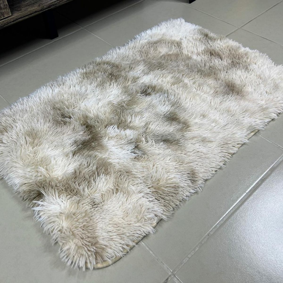 GENERICO - Alfombra Baja De Cama Peluda 100% Poliester 50x80cm Beige Jaspeado