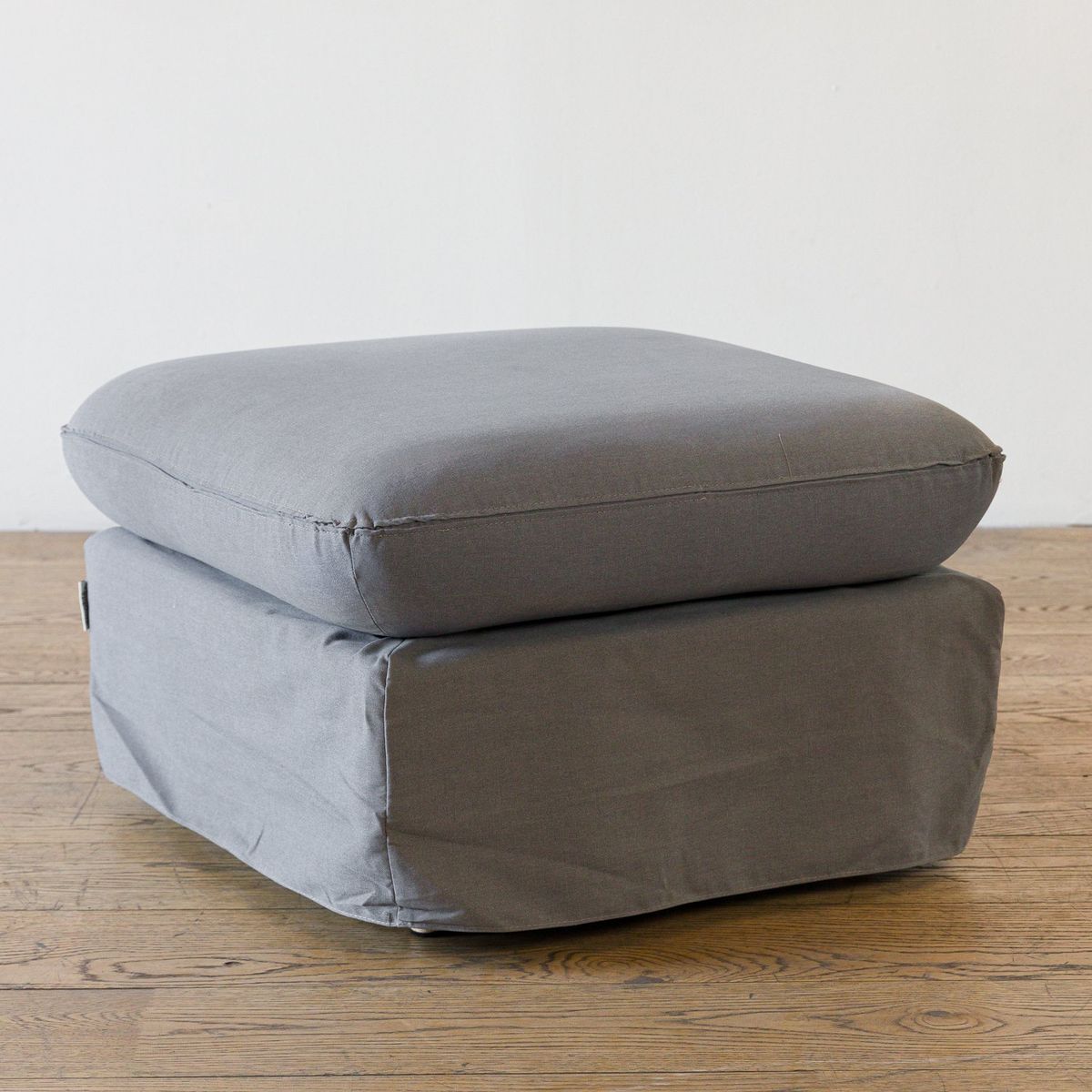 AMOBLE - Pouf Jacinta Gris Amoblé
