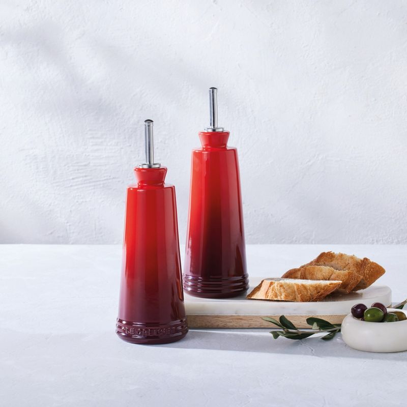 LE CREUSET - Set Aceite-Vinagre Signature Cereza