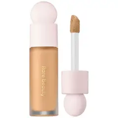 RARE BEAUTY - Corrector Iluminador Touch 250W Light Medium